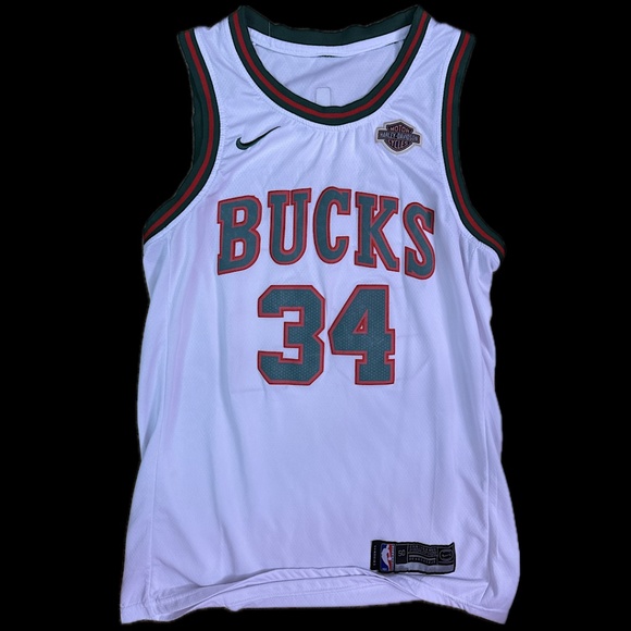Milwaukee Bucks Nike Harley Davidson large - Picture 2 of 2